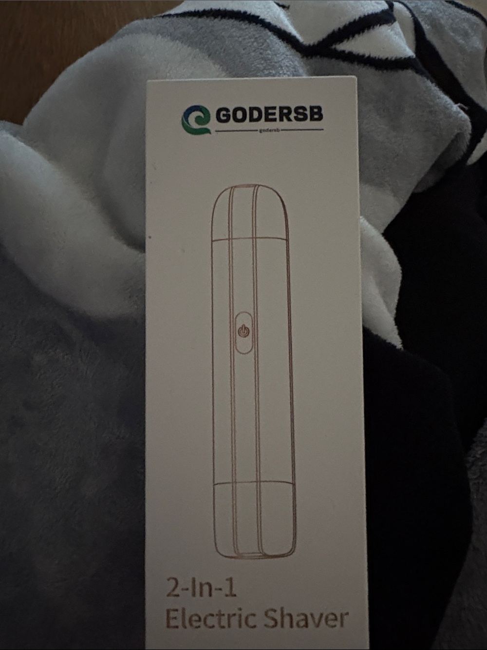 2-in-1 Electric Shaver - White